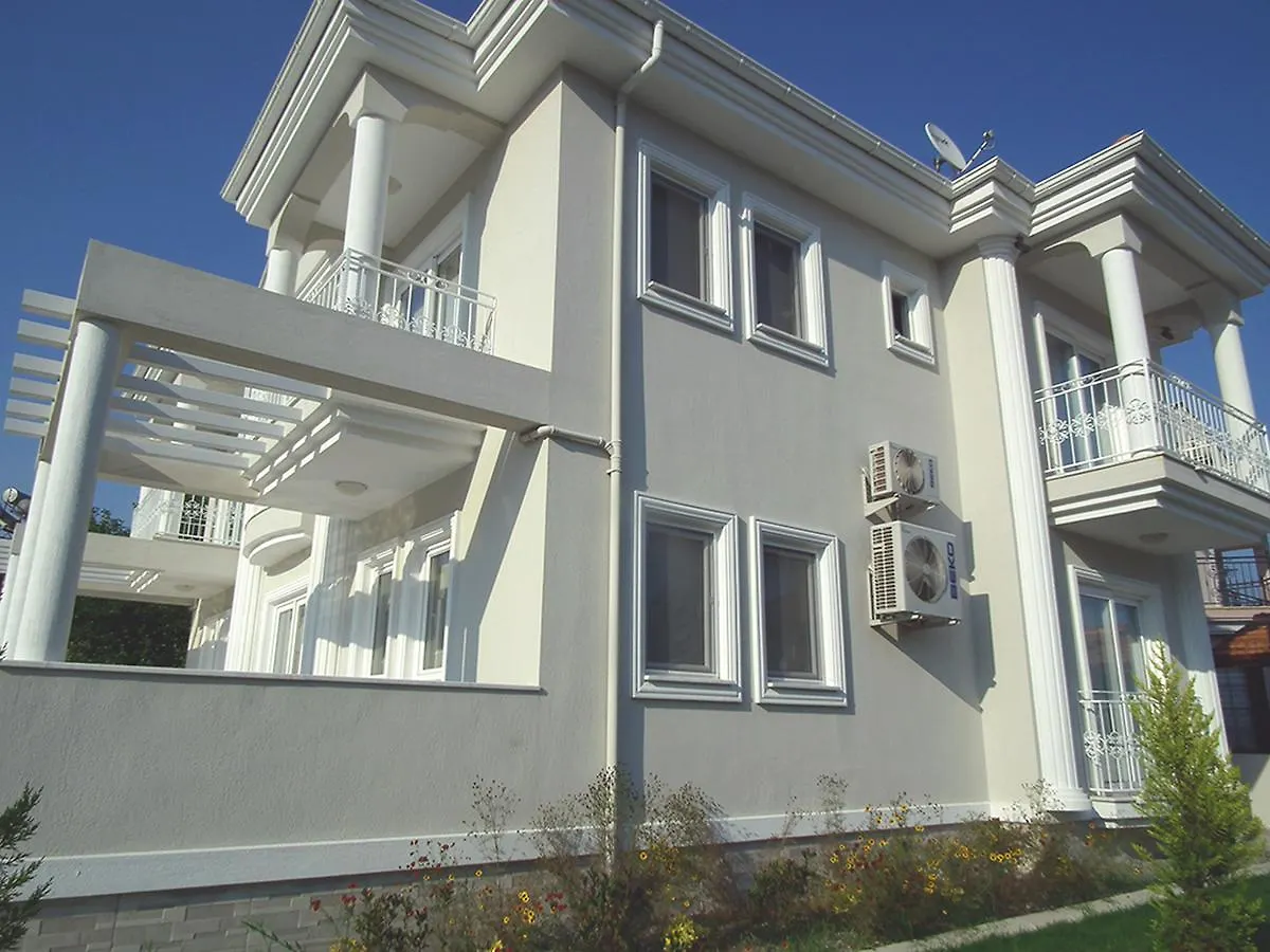 Villa Rezene Ortaca Nyaraló